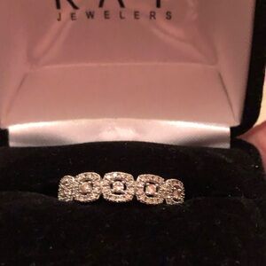 KAY Jewelers white gold  Diamond Link Ring - White